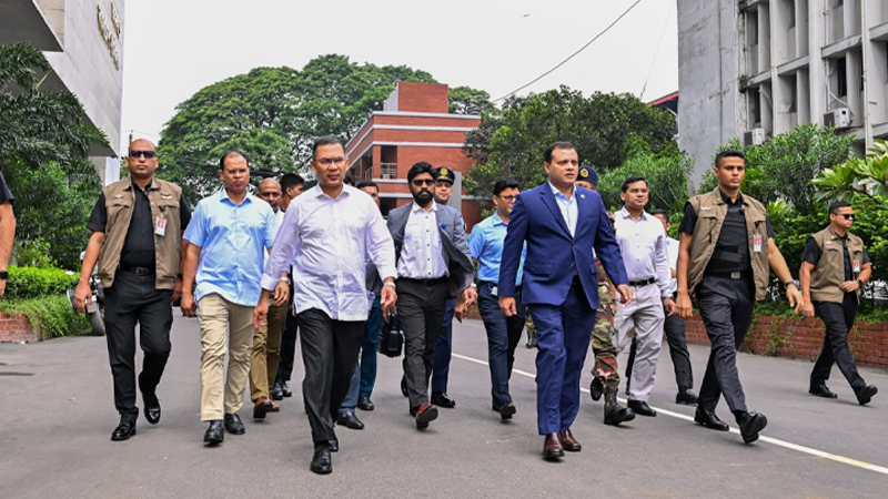জন্মাষ্টমীর অনুষ্ঠানে ওসমানী স্মৃতি মিলনায়তনে প্রধানমন্ত্রী